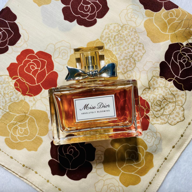 Dior Miss Dior Absolutely Blooming EDP Spray for Women - Perfumora