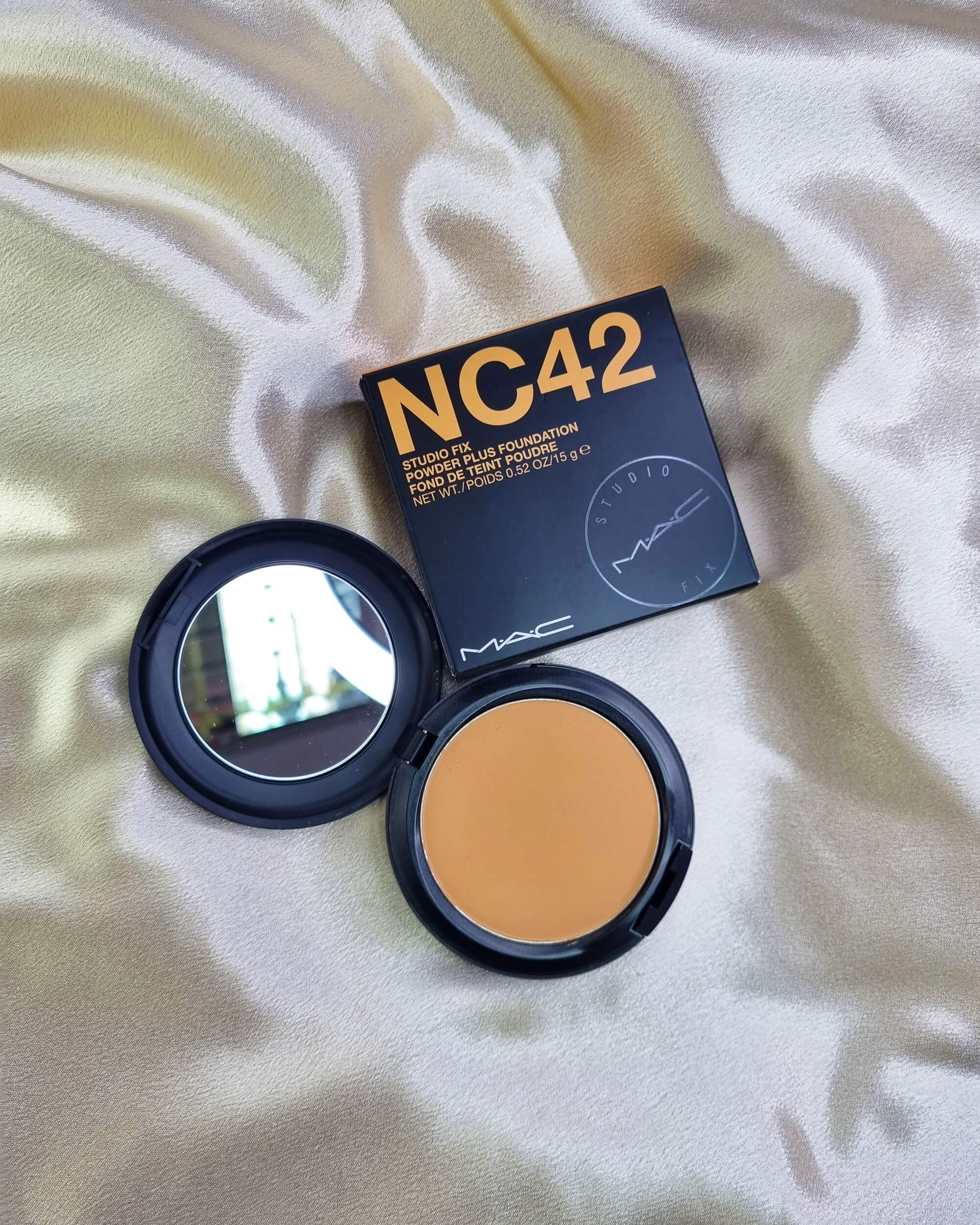 STUDIO FIX POWDER PLUS FOUNDATION NC-42