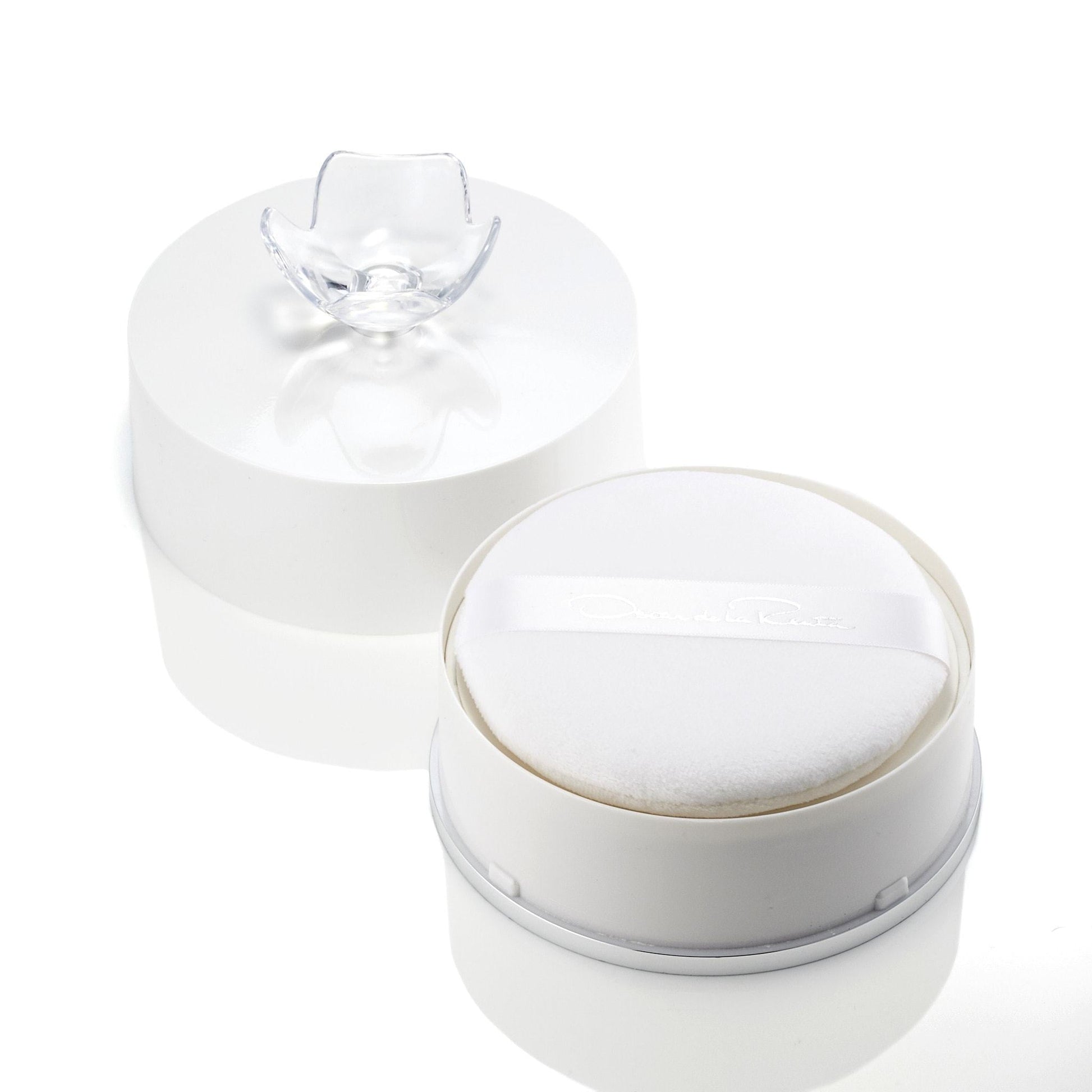 Oscar Dusting Powder for Women by Oscar De La Renta 5.2 oz.