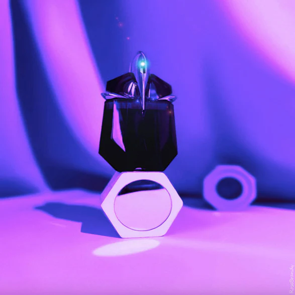 5df81cbcd96d247bbe5545d38d97eb6e